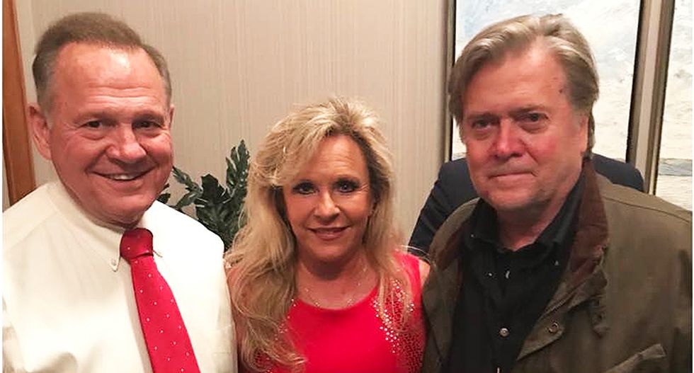Steve Bannon is quietly looking for a way out of the Roy Moore debacle: report