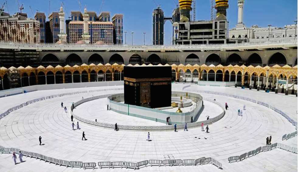 Saudi Arabia to reopen Mecca mosques Sunday