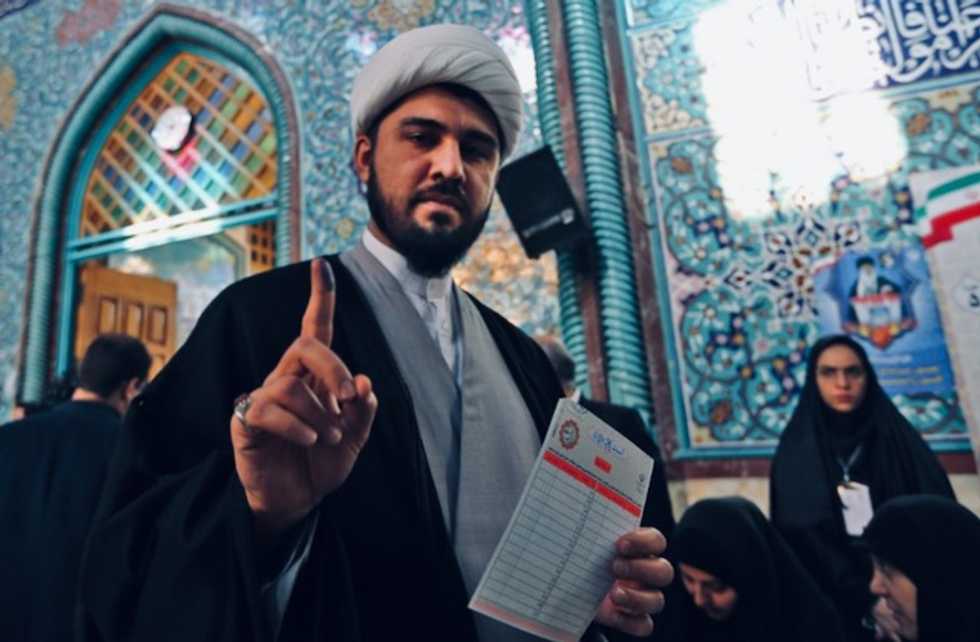 Conservatives ahead as Iran poll results trickle in