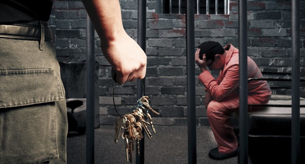 Aftermath of Alabama riots shows a prison that was a ticking time bomb