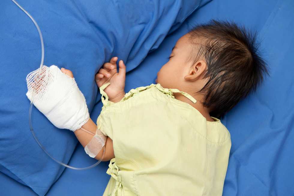 Sick Texas hospital worker may have exposed 700 babies to TB