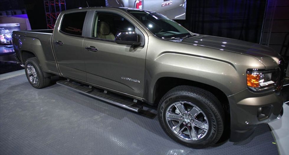 Researchers hack GM's OnStar app, open vehicle, start engine