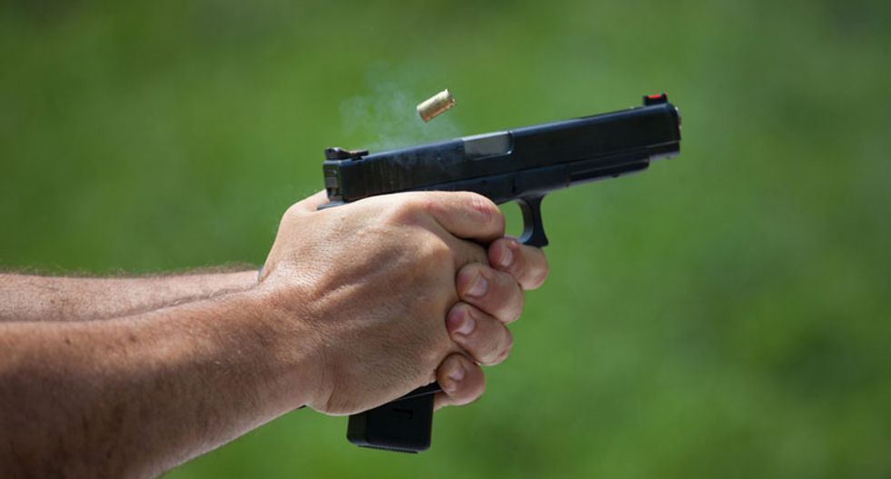 Neighbors furious as Florida man sets up front-yard shooting range, but police say it's legal