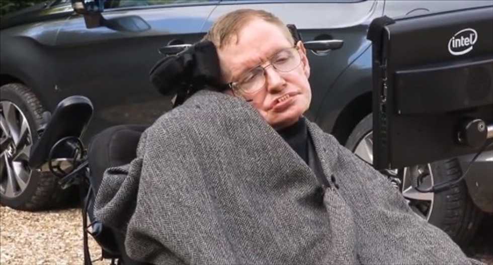 Stephen Hawking comes to Facebook, urges fans: 'Be curious, I know I will forever be'