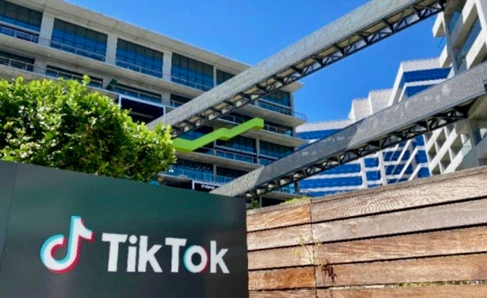 Walmart says teaming with Microsoft in bid for TikTok
