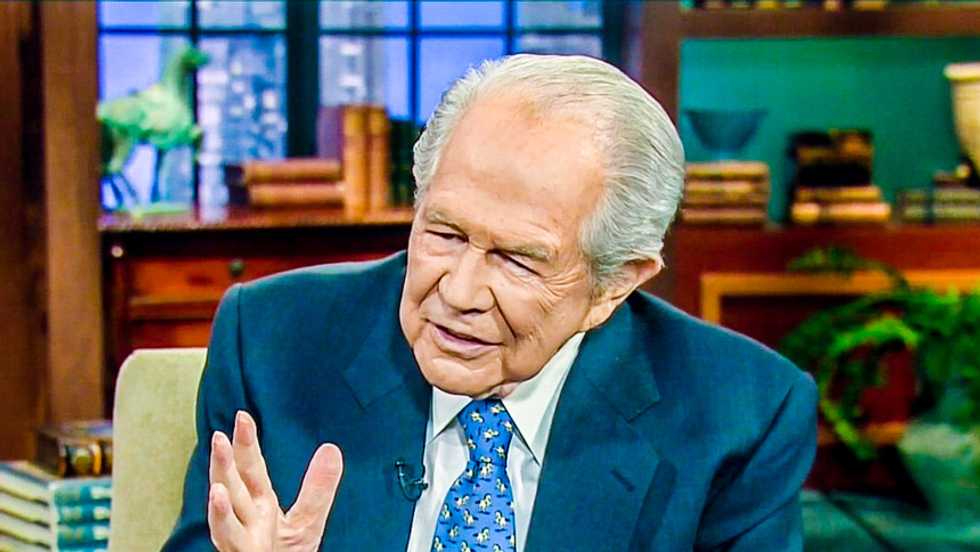 Pat Robertson: Oil investments are biblical because they don't send 'condoms through pipelines'