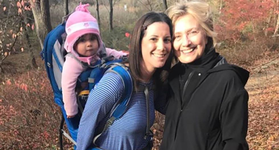 Mom who took a photo with Hillary Clinton while hiking is now getting death threats from Trump supporters