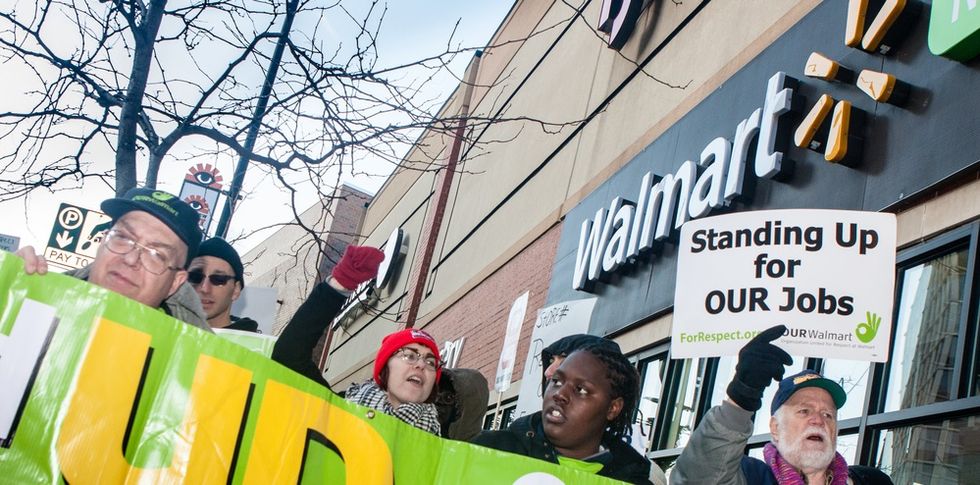 A labor group has made an app to help Walmart workers organize -- and the company is freaking out