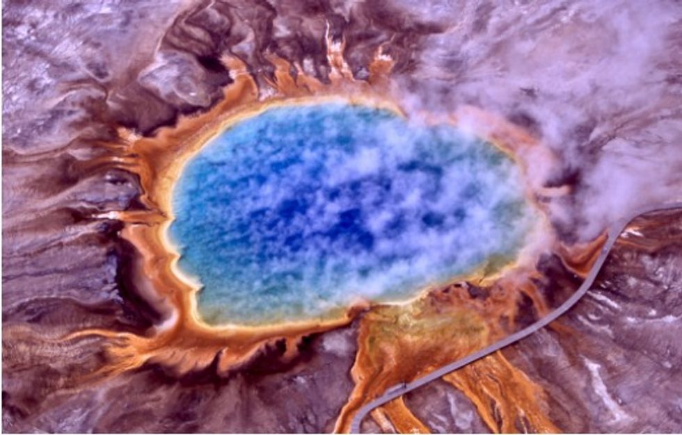 Researchers close in on the reactions which fed the first life on Earth