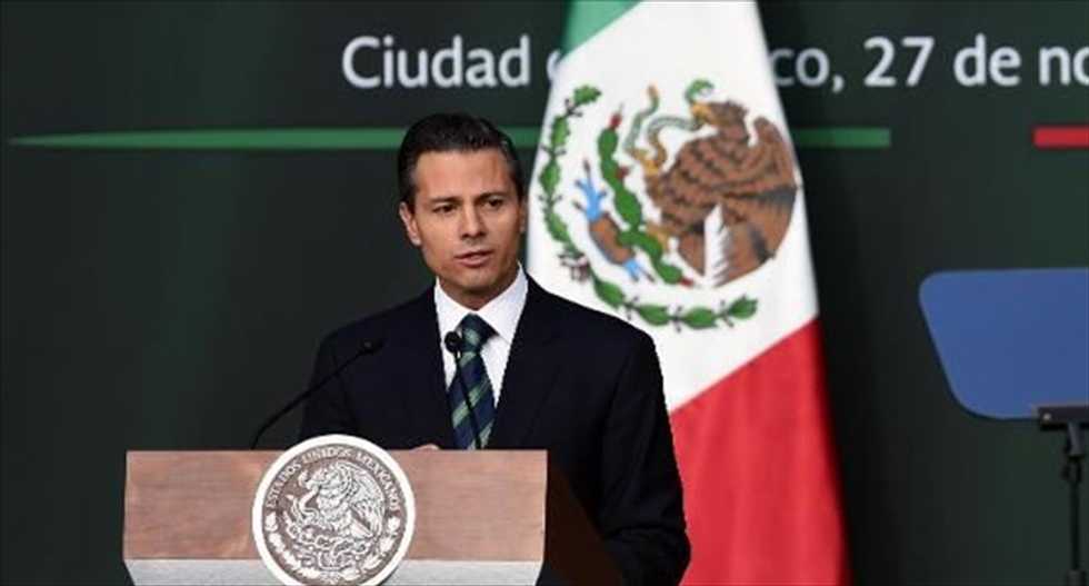 Mexico president says he's willing to meet with Trump