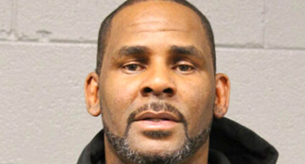 Judge to set new R. Kelly trial date after virus delays