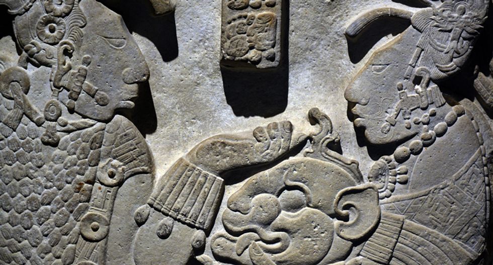 Maya collapse at Ceibal occurred in waves of warfare, political instability