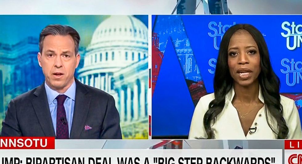 Jake Tapper forces GOP Rep. Mia Love to admit Trump's 'sh*thole' comments about Africa are 'racist'