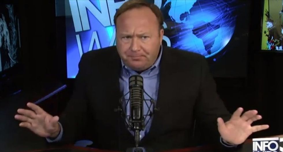 Surprise! Alex Jones uses Charleston shooting to smear Planned Parenthood and defend the NRA