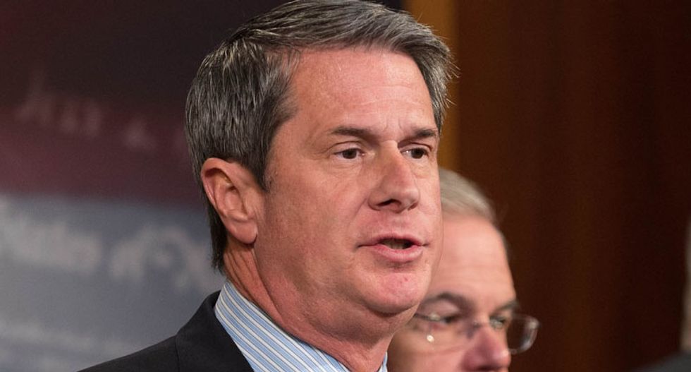 Louisiana sheriff accuses Sen. David Vitter of hiring an investigator to stalk him after he endorses opponent