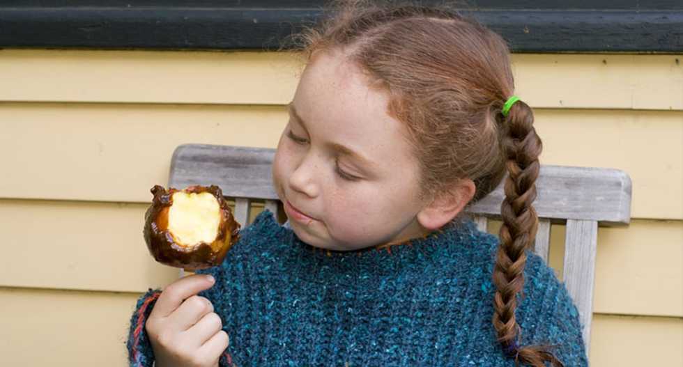 'Safe and nutritious': FDA approves new genetically engineered potatoes and apples