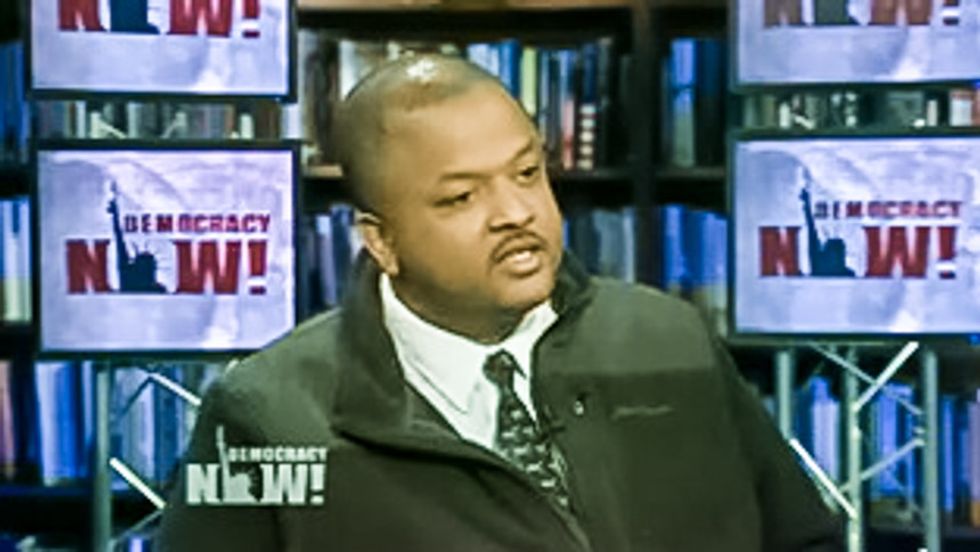 NYPD officer rips cops for turning backs on mayor: Parents see black kids 'killed by police over and over'