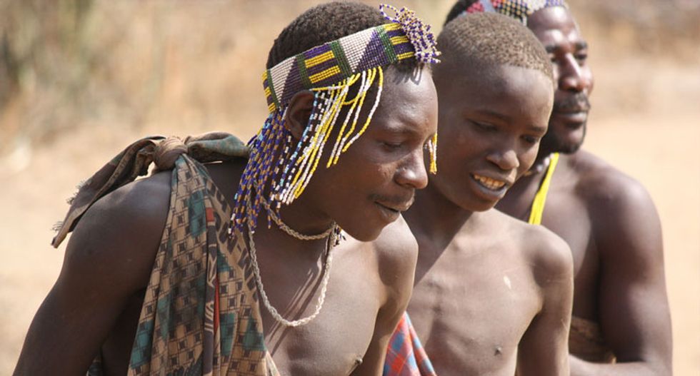 Here's what happened to a professor of genetic epidemiology's gut microbiome when he lived with hunter-gatherers