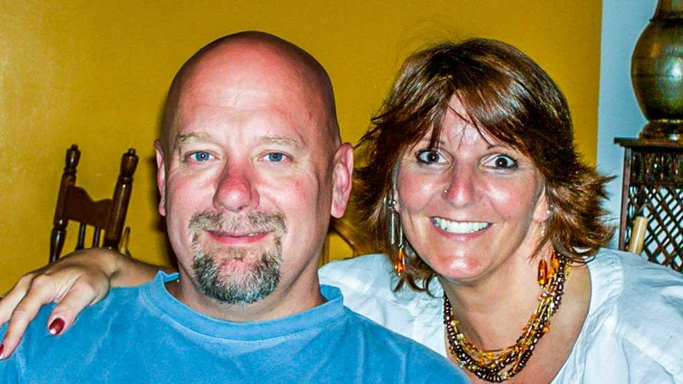 New Hampshire man shoots wife to save her from 'bipolar demons,' then kills self to 'join her spirit'