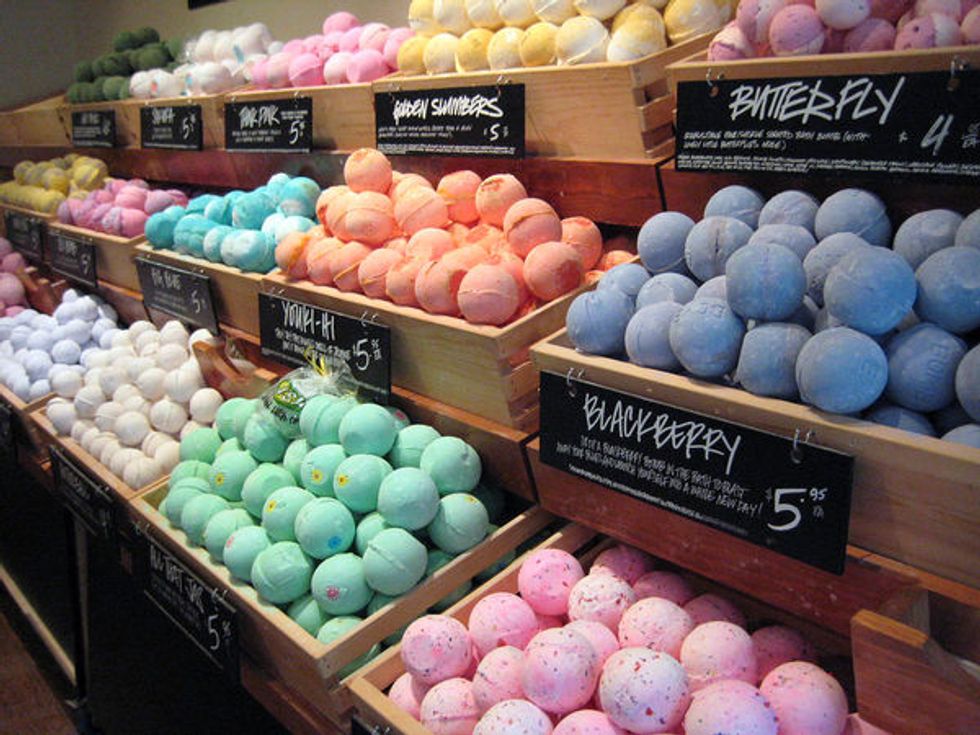 How to make your own bath bombs