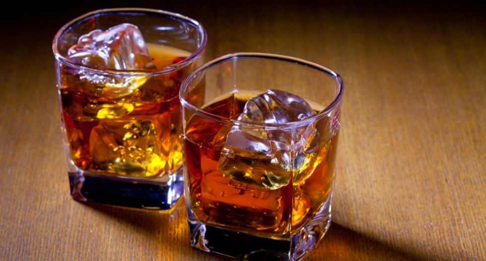 Scientists use glowing dyes to spot fake whiskey