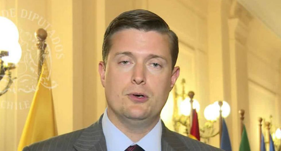 White House praises staffer who resigned over shocking wife-beating allegations