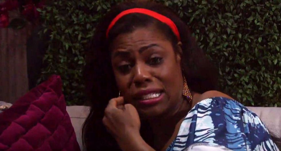 Omarosa breaks down in tears describing Trump's White House: 'It is not going to be OK'