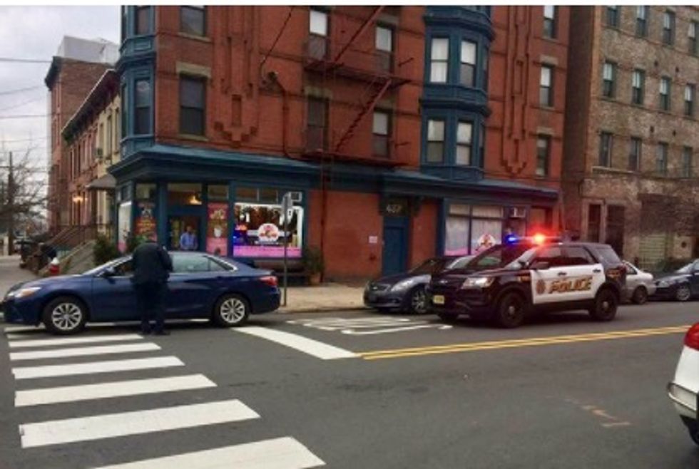 Cops ticketing motorists for honking in support of teacher protest