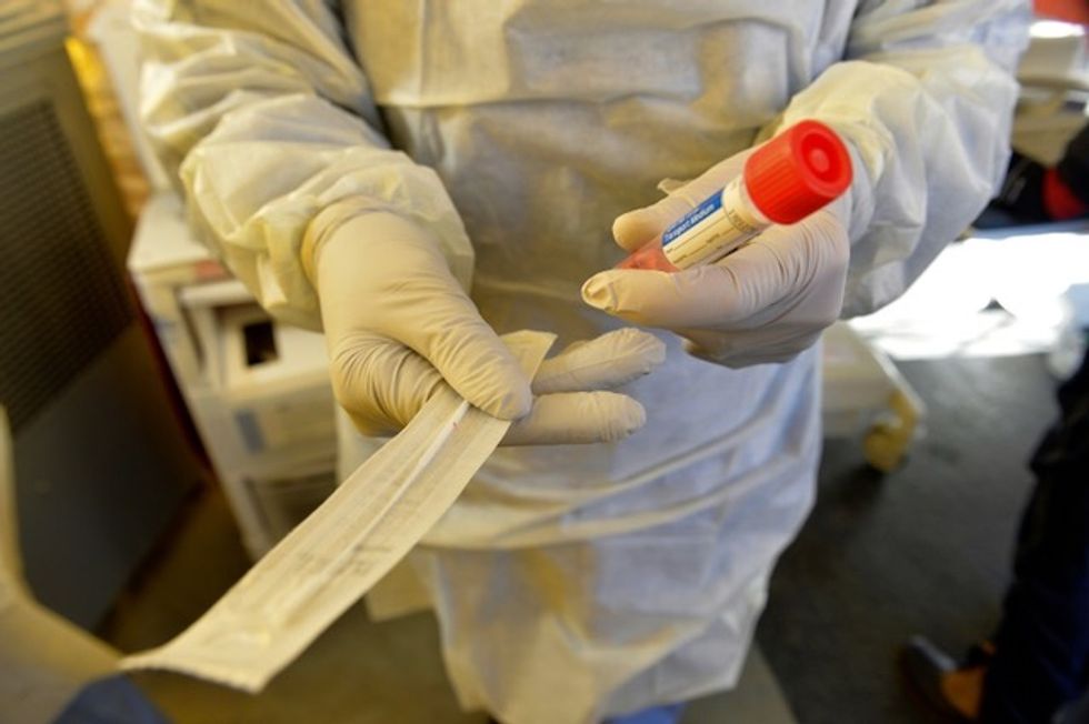 Global virus infections top 200,000 as nations tighten clampdowns