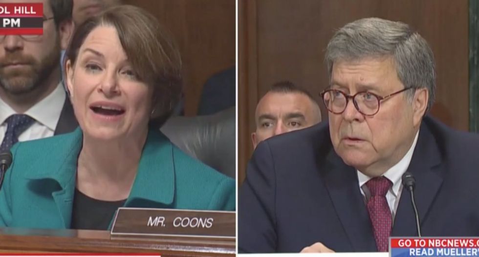 Amy Klobuchar prosecutes Bill Barr with dozens of pieces of evidence from the Mueller report