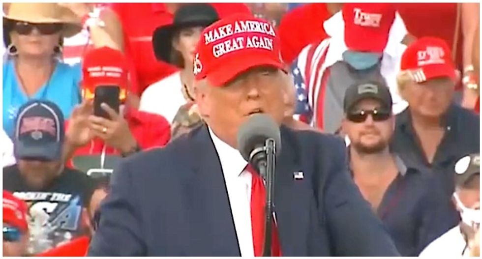 Trump makes unhinged threats against Miles Taylor at Florida rally: ‘Bad things are going to happen to him’