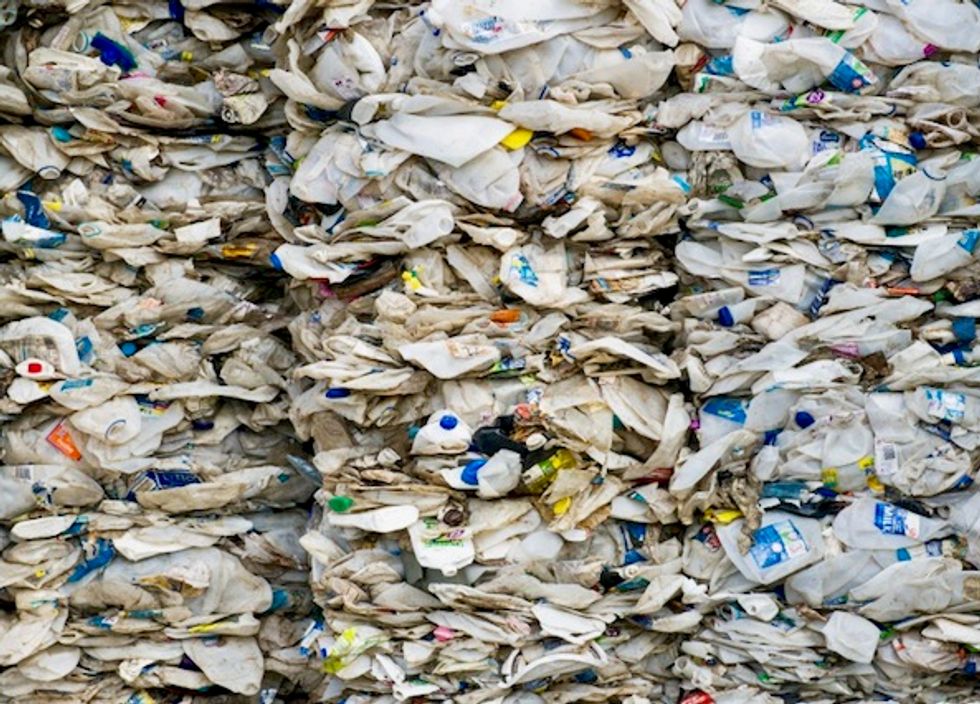 Malaysia to ship back hundreds of tons of plastic waste