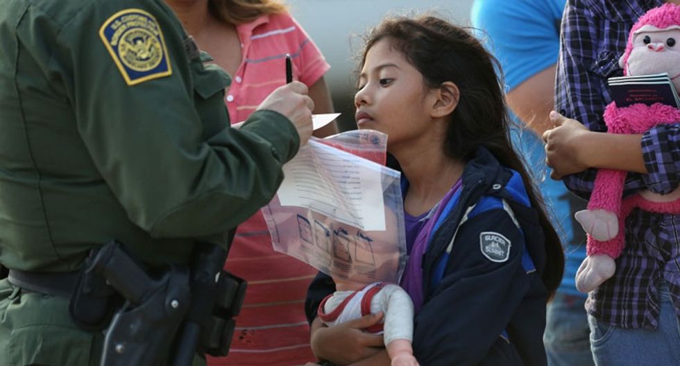 Trump administration considers tent cities for immigrant children