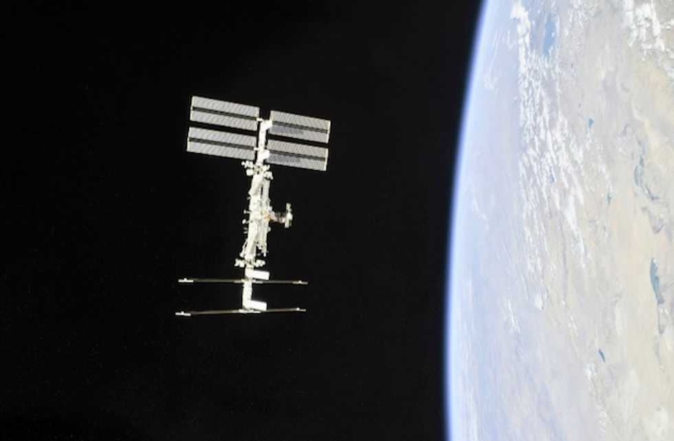 NASA to open International Space Station to tourists from 2020
