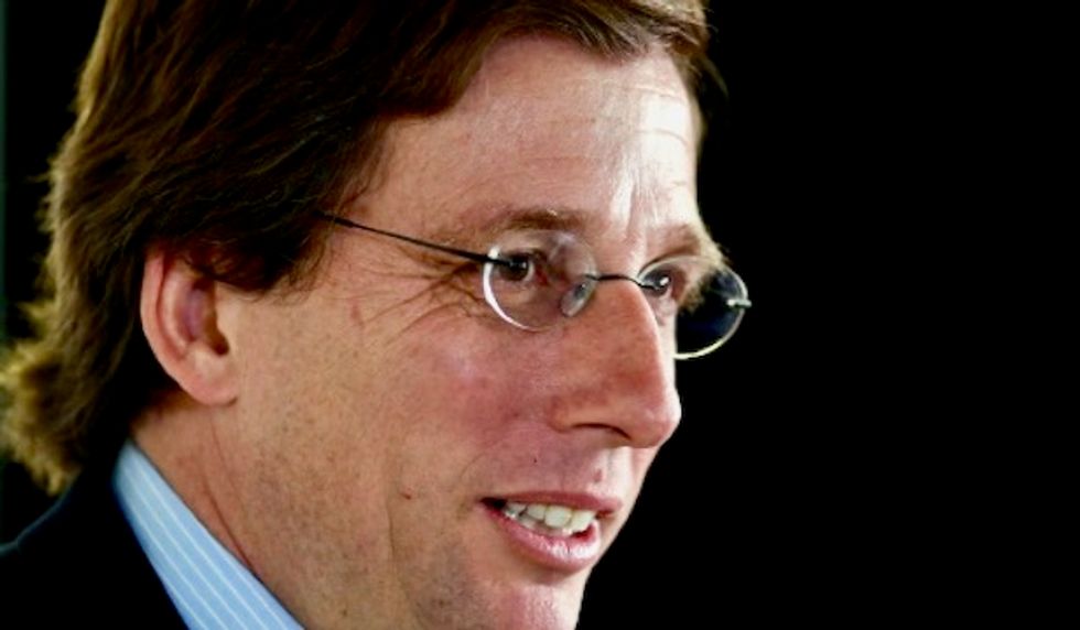 Madrid city hall swings to right with help of far-right