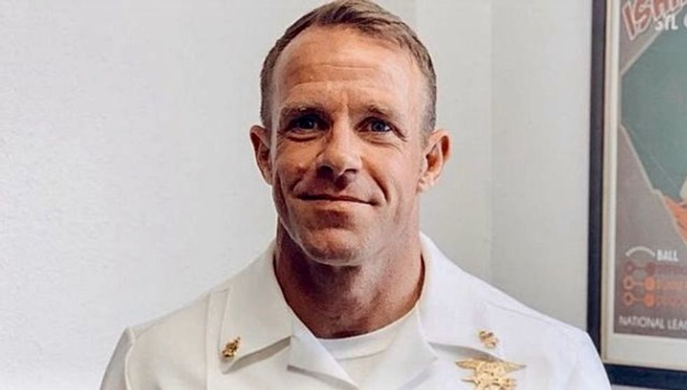 'The guy is freaking evil': Navy SEALs provide chilling details about comrade pardoned by Trump