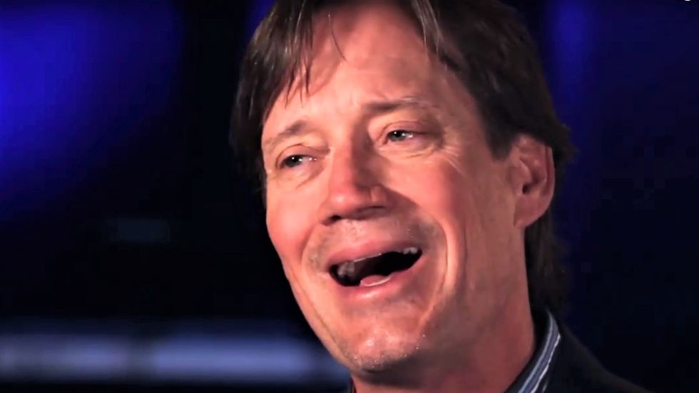 Trump-loving actor hilariously roasted for complaining that a Canadian team won't visit the White House