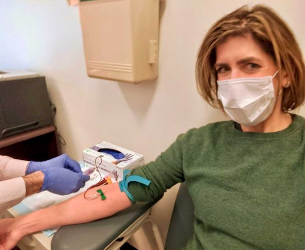 'Superheroes': Coronavirus survivors donate plasma hoping to heal the sick