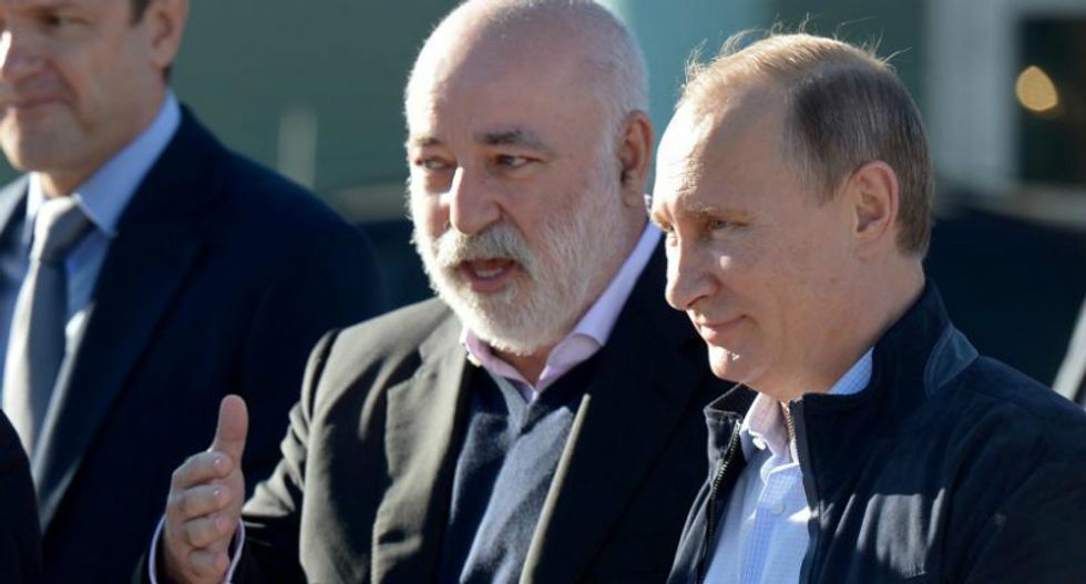 Russian billionaire who attended Trump's inauguration questioned by Mueller's team as he exited his private jet