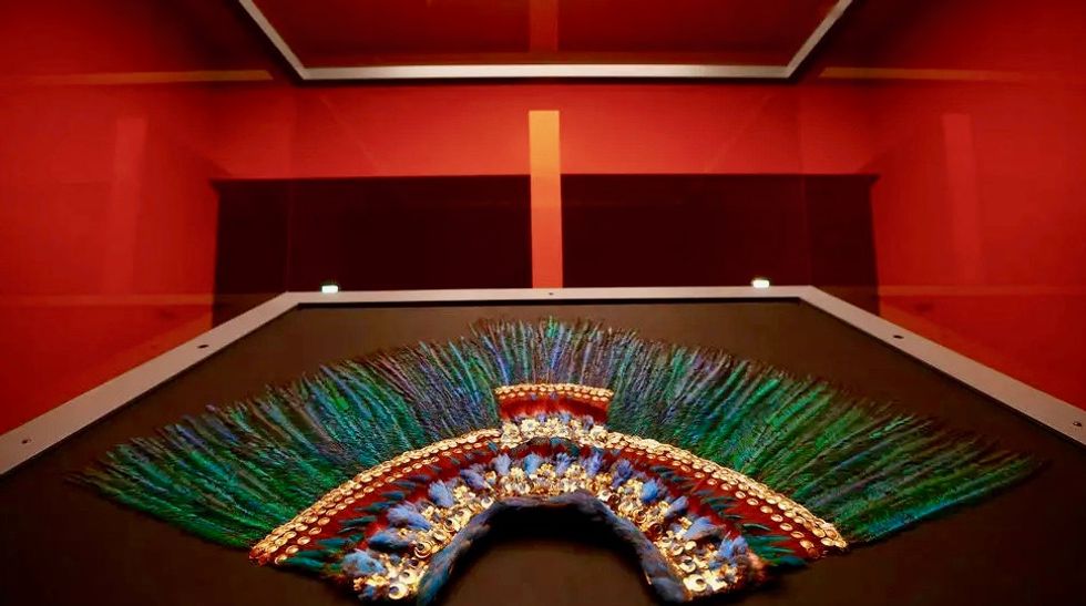Mexico urges Austria to return Moctezuma's headdress