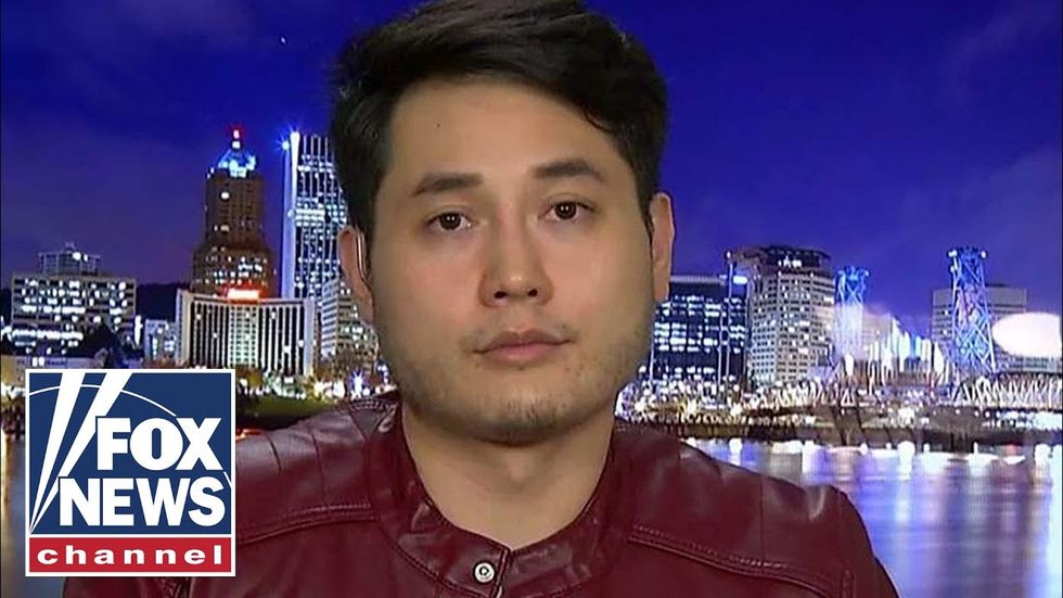 'Journalist' embraced by mainstream Republicans exposed as right-wing troll who hung out with far-right hate groups