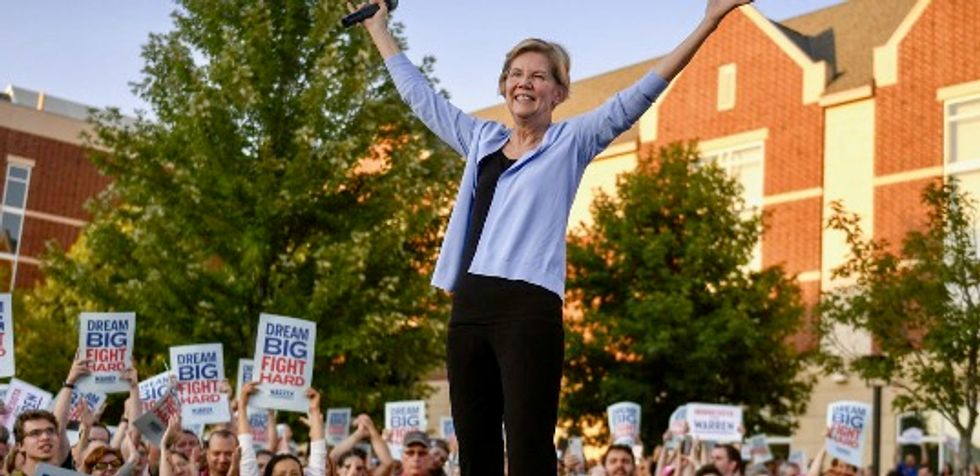 In the Democrats’ bitter race to find a candidate to beat Trump, might Elizabeth Warren hold the key?