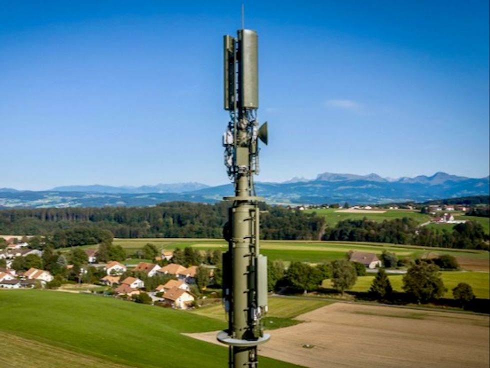 Health fears prompt Swiss 5G revolt