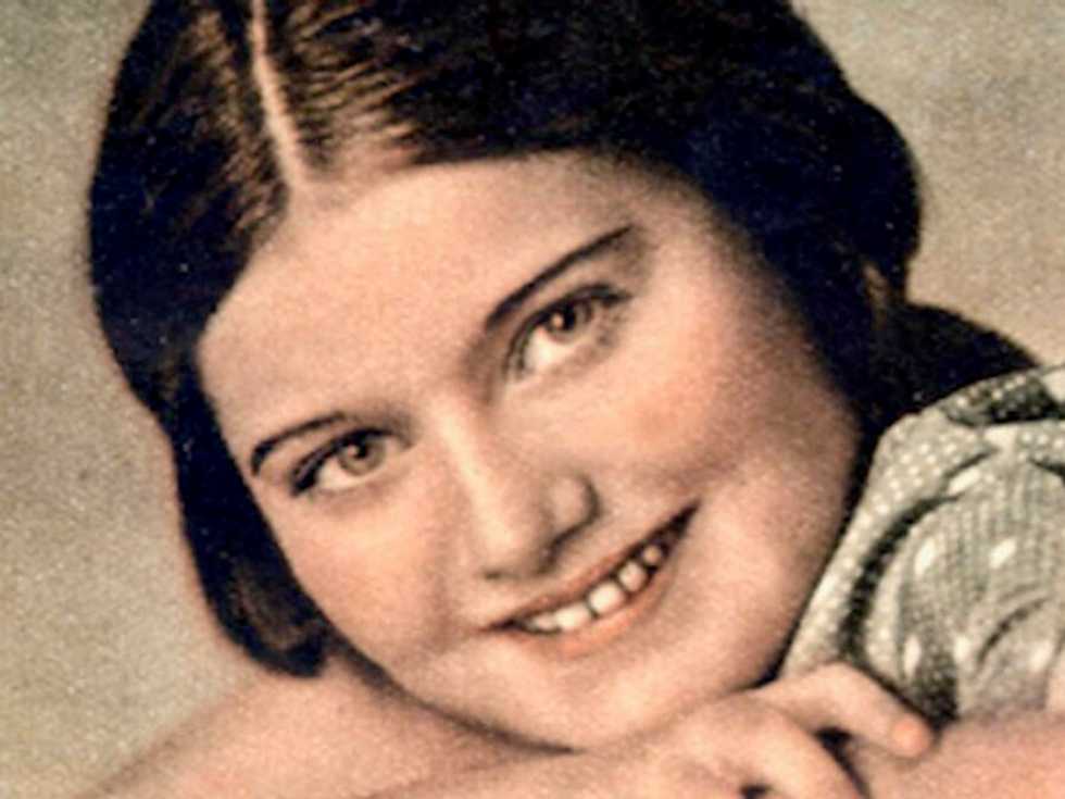 'Lord God, let us live, I beg You': Renia Spiegel, 'Poland's Anne Frank', gets her due
