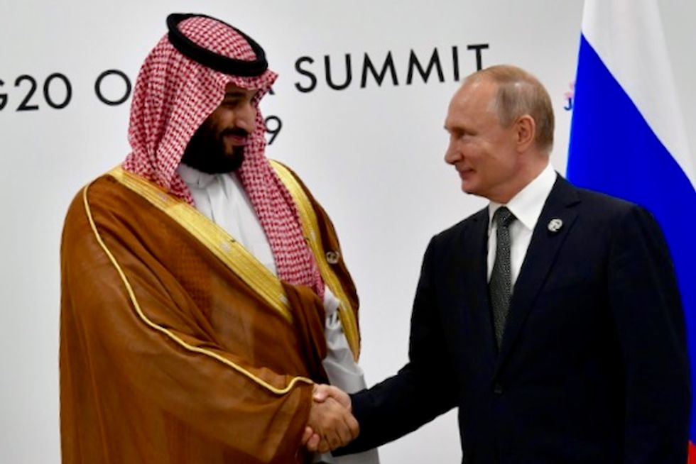 Oil, Iran top agenda as Putin visits Saudi Arabia