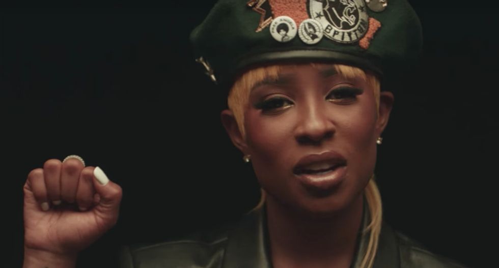'I won't judge who you love': Rapper DeJ Loaf to pay for marriage licenses at New York City Hall