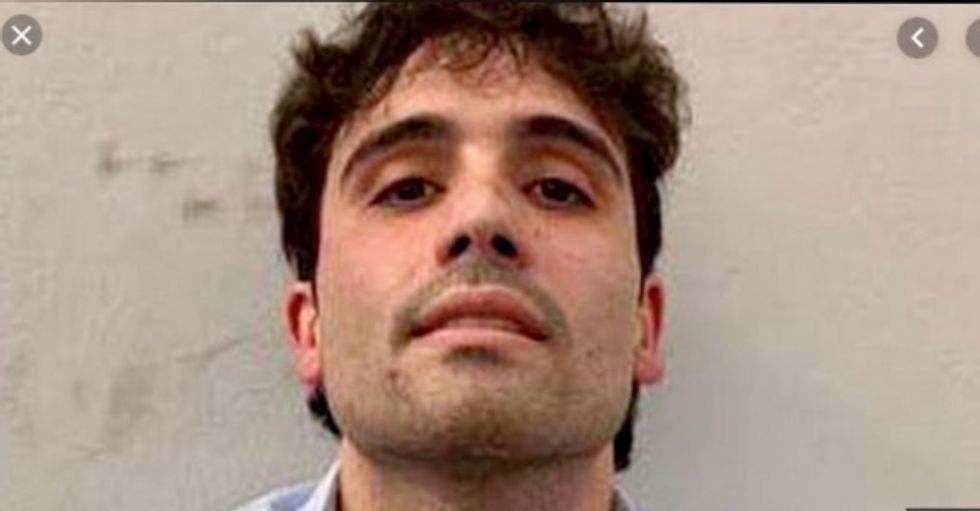 Fierce gun battles as Mexico moves to arrest El Chapo's son