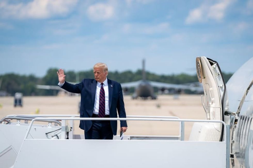 Trump puts pressure on authorities to develop vaccine before election