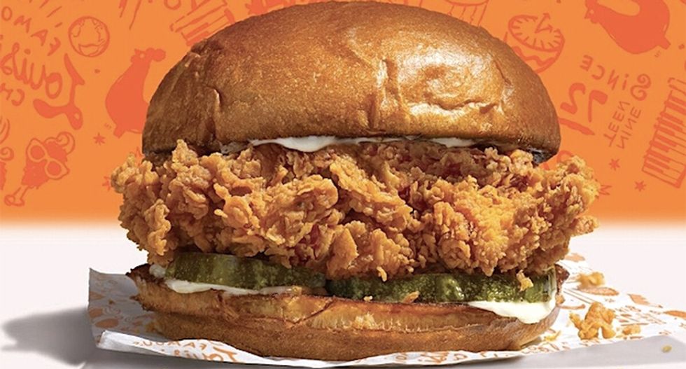 Fatal stabbing over Popeye’s chicken sandwich in Washington, DC suburb: report