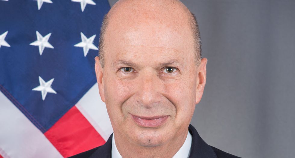 Sondland says Ukrainians knew there was a quid pro quo for military aid — because he told them